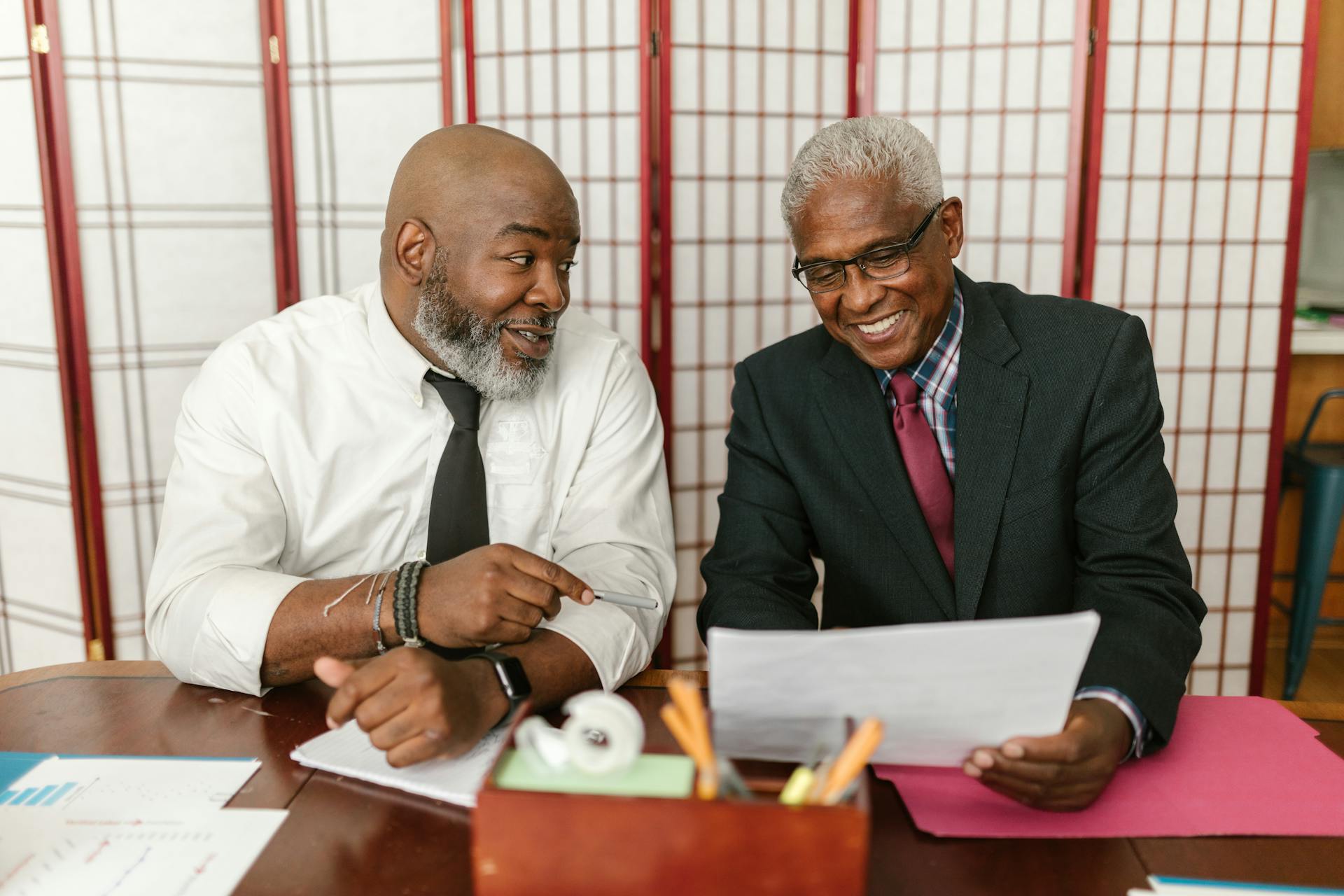 pexels-rdne-8124412; business people; assess the opportunity